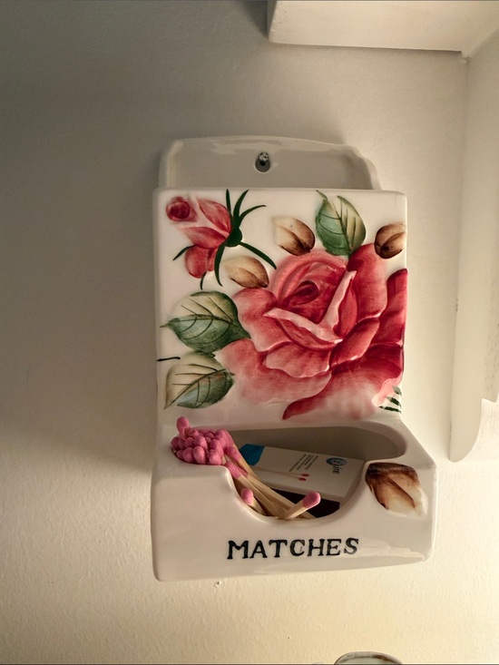 Other - Ceramic Floral Match Holder - Pink Rose